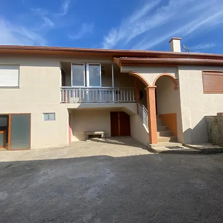 La Casa De *
