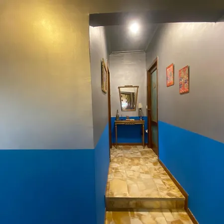 La Casa De